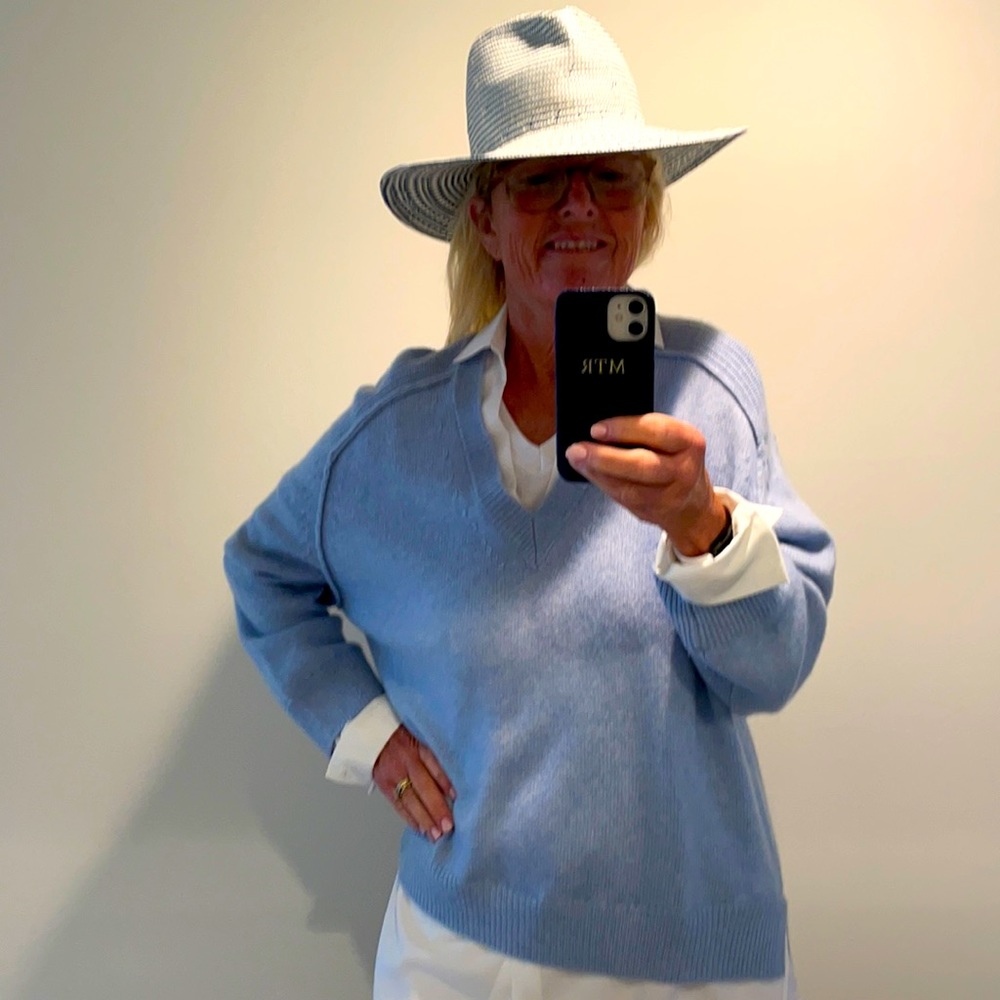 Brochu Walker cashmere and silk sweater!!